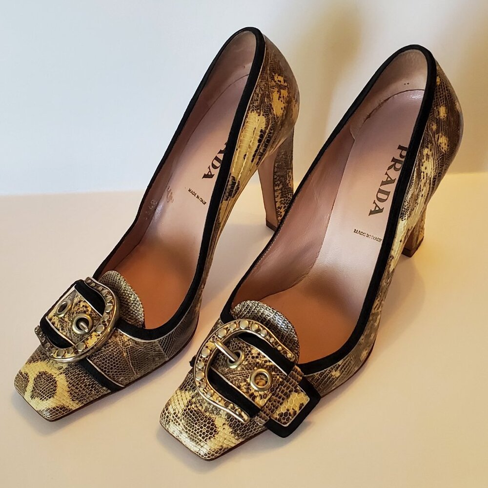 'Calzature Donna' Prada Pump